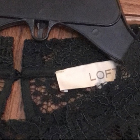 Dark green Loft Lace Top medium - Picture 4 of 6